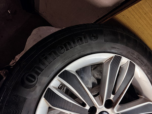 Диски с шинами (Contenental)KIA R17 (1 фото из 3)