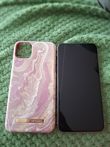 Apple iPhone 11 pro max 64GB (1 foto / 4)