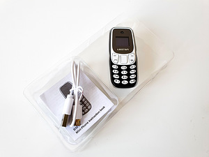 Nokia 3310 miniatūra kopija (7 foto no 7)