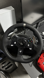 LOGITECH G920 Wheel + driving shifter g923,29,920 (1 foto / 3)