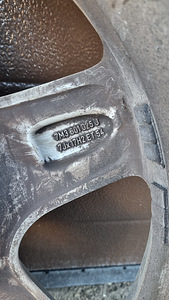 Продаются литые диски и шины Volkswagen 17 дюймов (3 фото из 5)