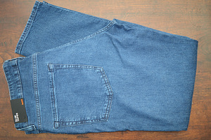 Hugo Boss teksad (1 foto / 1)