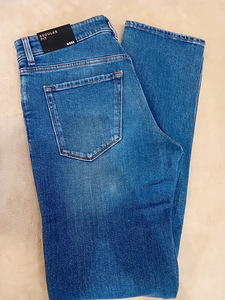 Hugo Boss teksad W31 L34 (2 foto / 2)