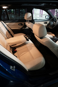 BMW 330 E91 M-Pakett 3.0 R6 N57 180kW (14 foto / 15)