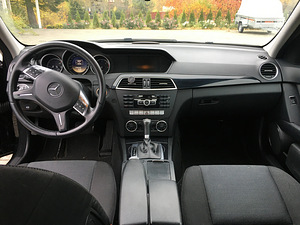 MB C 220 FACELIFT BLUEEFFICIENCY 2.1 CDI 125 kW (6 foto / 6)