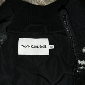 Calvin Klein Jeans Jakk XS (3 foto / 3)