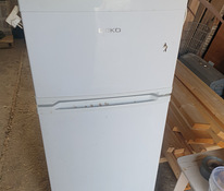 Маленький холодильник ВЕКО 125x55x55