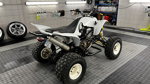 Yamaha Raptor 660р 106кВт стоит на учете (3 фото из 5)