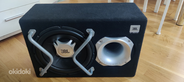 Активный сабвуфер JBL GT-Basspro 12 (фото #1)