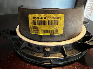 Volvo uksekõlarid (2 foto / 2)