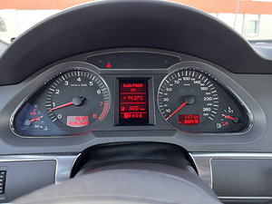 Audi a6 3.1 188Kw (14 foto / 14)