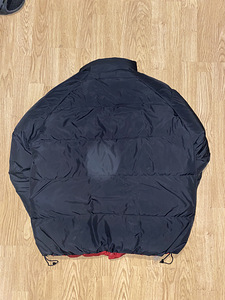 Двусторонний пуховик tommy Hilfiger (2 фото из 3)