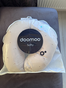 Breastfeeding pillow DOOMOO (1 foto / 4)