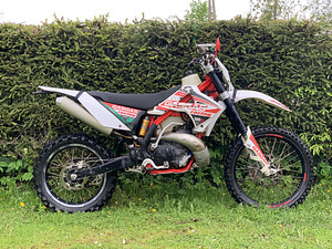 GasGas EC 300 (1 foto / 5)