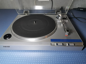 SONY PS-LX1 (1 foto / 3)