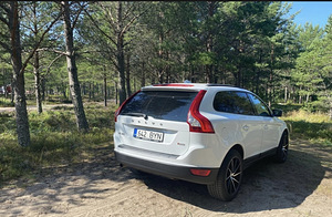 Volvo xc 60 (2 foto / 6)