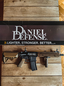 Airsoft EMG Daniel Defense MK18 CO2 (4 foto / 4)