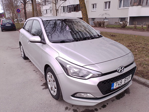 Hyundai i20 (2 foto / 8)
