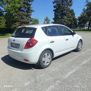 Kia Ceed Registreerimistasu on makstud. (7 foto / 9)