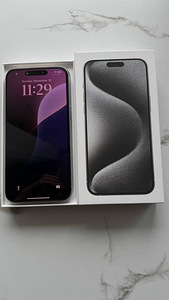 iPhone 15 Pro Max 512GB (1 foto / 7)
