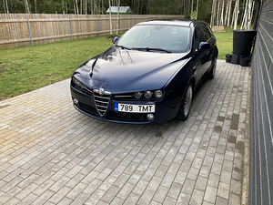 Alfa Romeo 159 Sportwagon 1,9 JTDM 110kw 2007a (1 foto / 15)