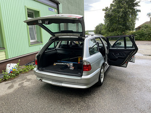 BMW 530 3.0D 142 kw manuaal (2 foto / 12)