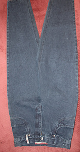 Naiste mustad teksad nr 26 (1 foto / 2)