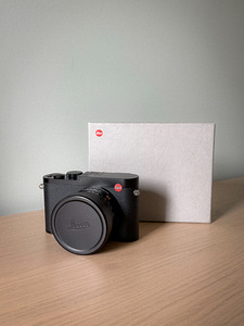 Leica Q Hübriidkaamera (1 foto / 4)
