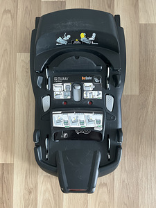 BeSafe turvahäll iZi GO Modular X1 i-Size + isofix alus (3 foto / 3)