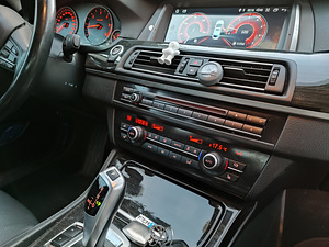 BMW F10 3.0 FL 2015 (7 foto / 10)
