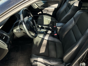 Honda Accord 2.0 114kW (9 foto / 15)