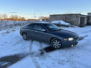 Volvo s60 (4 фото из 14)
