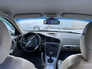 Volvo s60 (9 фото из 14)