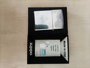 ZIPPO ORIGINAAL MARINES (3 foto / 3)