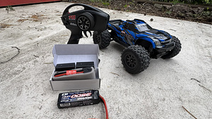 Traxxas Mini Maxx BL-2S, sinine