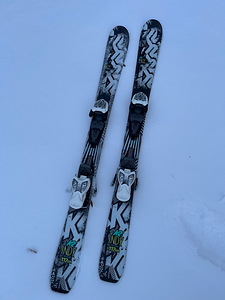Laste mäesuusasaapad Rossignol, s 35 (4 foto / 6)