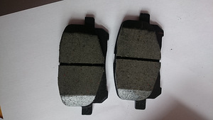 Toyota Previa piduriklotsid ja tihendid, uued (2 foto / 3)