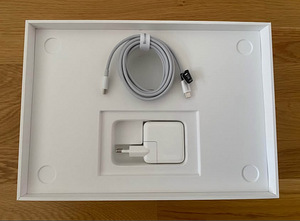 MacBook Air 13,3 Apple M1, Аккумулятор 95% (7 фото из 9)