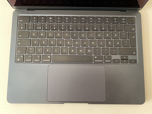 Apple Macbook Air M2 2022 Midnight аккумулятор 99% (4 фото из 8)