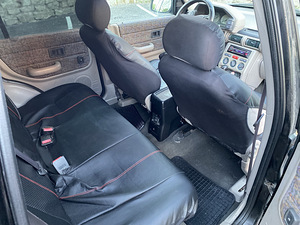 Land Rover Freelander 2.0 85 кВт автомат (9 фото из 13)