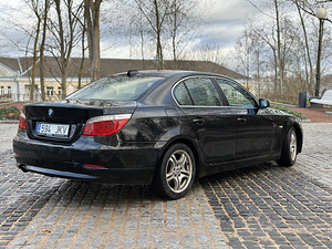 BMW 520d 130kw Facelift 2007 (3 foto / 14)