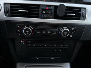 BMW 318 2.0 105kw Facelift n47 (13 foto / 15)