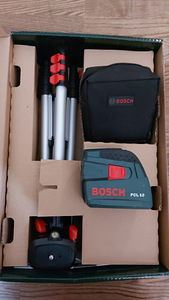 Laserniveliir. Ristjoonlaser Bosch PCL 10, jalgadel (5 foto / 5)