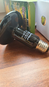 Soendav keraamiline lamp ReptilHeat terrariumi 150W JBL uus (2 foto / 2)