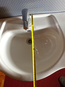 Vannitoa valamukapp koos valamuga (6 foto / 9)