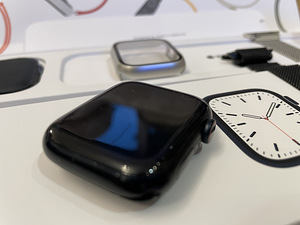 Apple Watch Series 7 LTE Cellular 45mm (5 foto / 7)