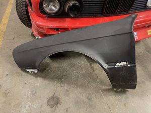 M: BMW e30 kupee esitiivad (1 foto / 6)
