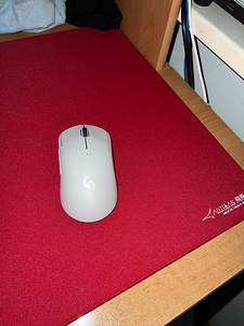 Logitech G Pro X Superlight White + custom glides (2 foto / 3)