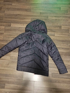 Зимняя куртка NIKE 152 (2 фото из 2)