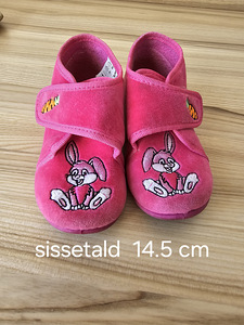 Laste jalanõud sandaalid beebijalatsid 19, 20, 21 tüdruku ki (9 foto / 10)
